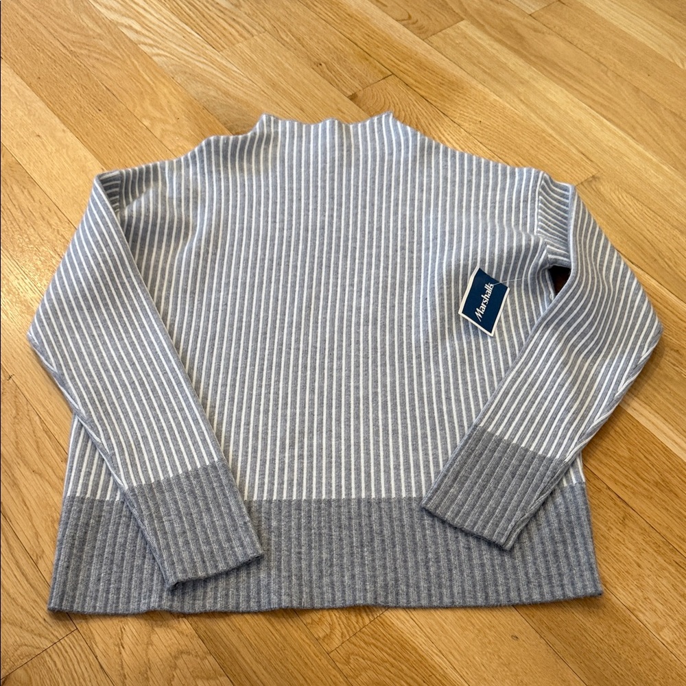 Christian Siriano Light Gray Turtleneck Sweater
